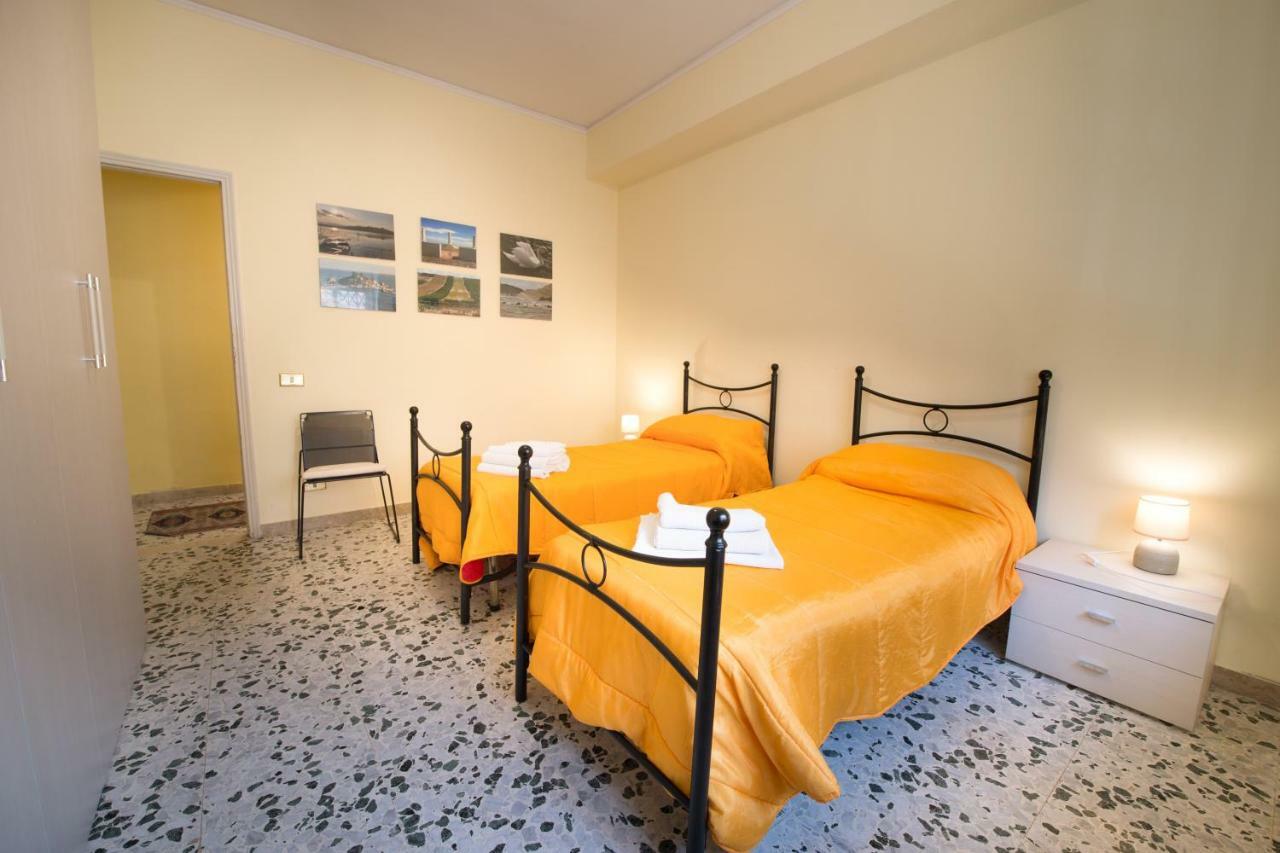 Appartamento Signorile Ambienti Sanificati 墨西拿 外观 照片